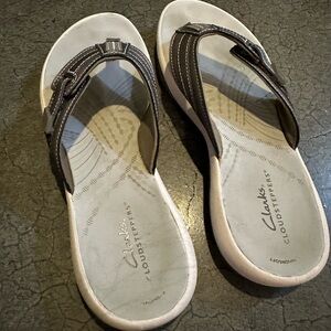 Clark’s Cloudstepper Flip Flop